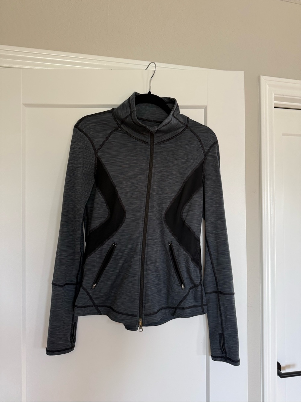 Zella Prism Mesh Panel Full Zip Athletic Jacket Gray Black
